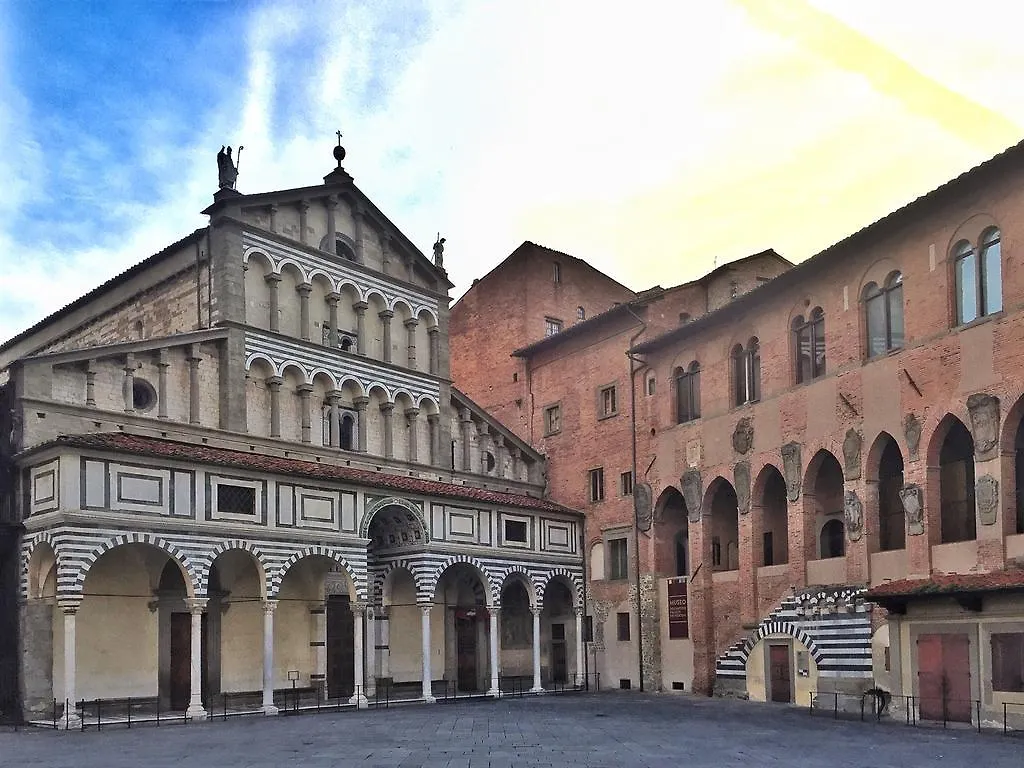 Ulivo Della Querce Villa Querce  Italy